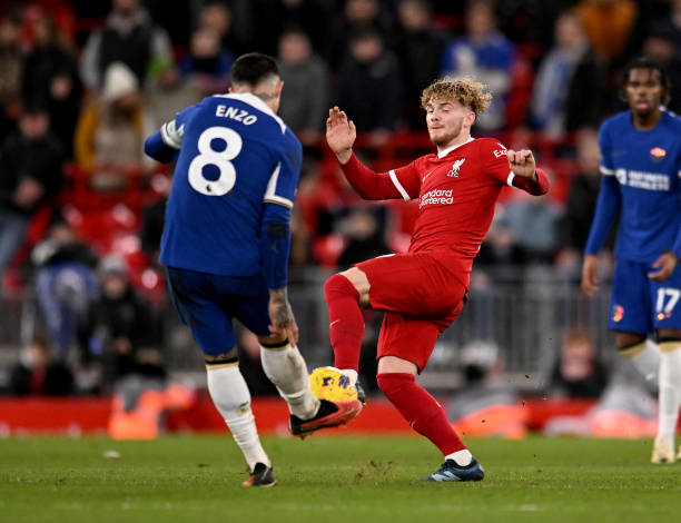 18分20分42分！一夜爆3门惨案，徐杰再度封神，广东排名反超辽宁.