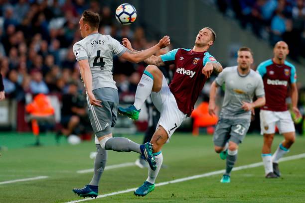 随后又在同 随后又在同